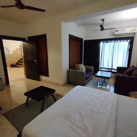 Aakritii Hotels Gurgaon Esterno foto